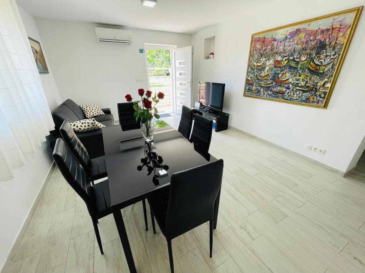 טרוגיר Apartment Paulina מראה חיצוני תמונה
